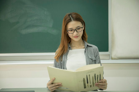 云南大學(xué)MBA怎么查詢成績？