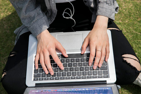 西安郵電大學MPAcc分數線每年是固定的嗎？