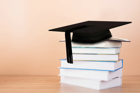 天津商業(yè)大學(xué)非全日制研究生分數(shù)線在哪里查詢，每年一樣嗎？