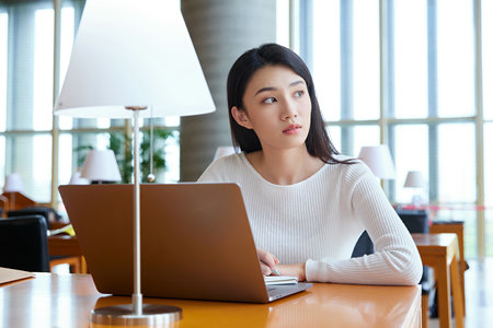 華中科技大學MPAcc國家線與院校線一樣嗎