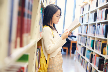 沈陽工業(yè)大學(xué)MEM每年分?jǐn)?shù)線一樣嗎？