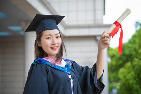 上海理工大學(xué)MBA每年分?jǐn)?shù)線一樣嗎？