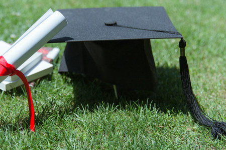 國際政治在職研究生招生方式