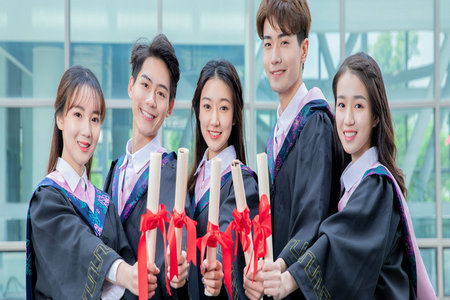 英國奇切斯特大學(xué)在職研究生 英國奇切斯特大學(xué)在職研究生