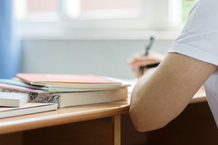 吉林非全日制研究生招生對(duì)象