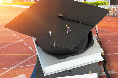 上海大學金融專碩XX大招生人群 上海大學金融專碩XX大招生人群