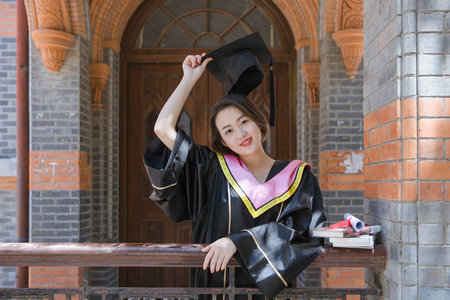 美國羅商大學國際碩士招生流程