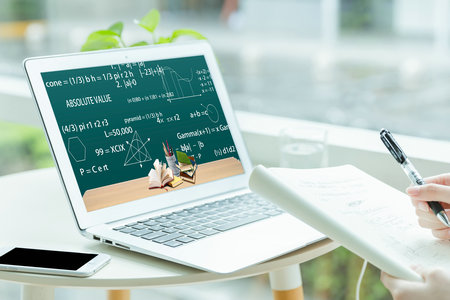 美國(guó)伊利諾伊大學(xué)國(guó)際博士招生時(shí)間 美國(guó)伊利諾伊大學(xué)國(guó)際博士招生時(shí)間