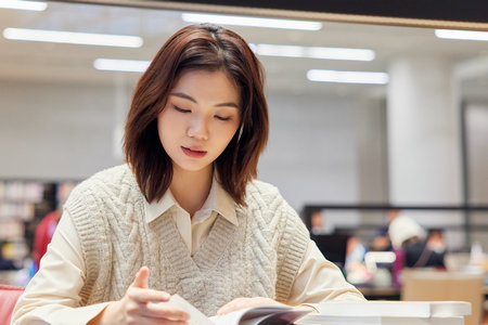 法國維萊爾國際商學院國際博士招生時間 法國維萊爾國際商學院國際博士招生時間