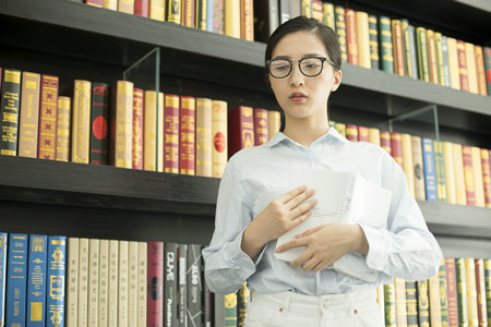 英國(guó)北安普頓大學(xué)國(guó)際博士招生專業(yè)