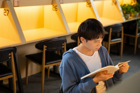 美國加州多明尼克大學招生方式