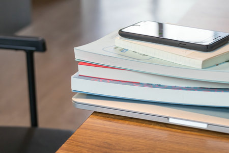 西班牙阿爾卡拉大學招生方式