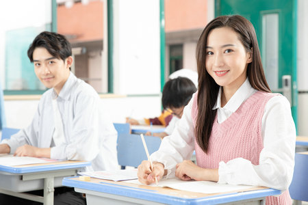 英國(guó)密德薩斯大學(xué)招生人群 英國(guó)密德薩斯大學(xué)招生人群