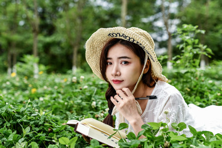 美國羅商大學工商管理國際碩士（MBA）正在招生中