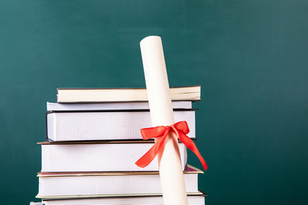 經濟學國際博士招生時間