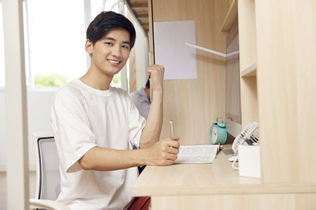 湖北美術(shù)學(xué)院在職研究生招生學(xué)院 湖北美術(shù)學(xué)院在職研究生招生學(xué)院