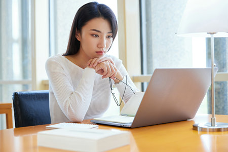 中國社會(huì)科學(xué)院大學(xué)非全日制研究生招生流程 中國社會(huì)科學(xué)院大學(xué)非全日制研究生招生流程