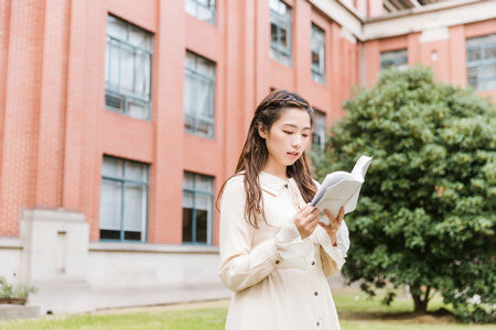 2025年遼寧工業大學在職研究生招生簡章