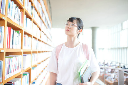 保險非全日制研究生招生簡章2025