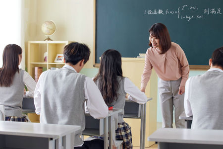 上海戲劇學(xué)院在職研究生學(xué)制學(xué)費(fèi)