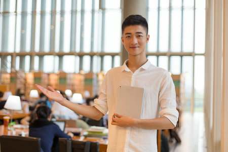 中央財經大學在職研究生學制學費
