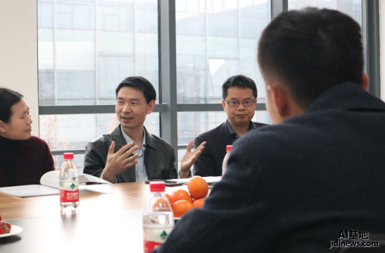 意能通與西南大學(xué)合作簽約.png 意能通與西南大學(xué)合作簽約.png