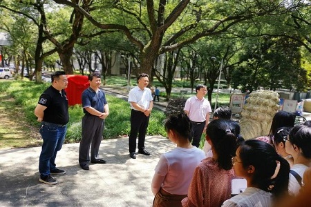 MPA研究生向學院院友林捐贈石碑圖片01