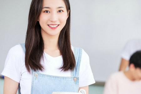 廣播電視學在職研究生學費