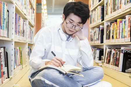 廣州大學(xué)同等學(xué)力申碩論文答辯 廣州大學(xué)同等學(xué)力申碩論文答辯