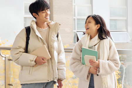 報考錦州醫科大學在職研究生能得到什么