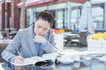 生物學在職研究生招生人群