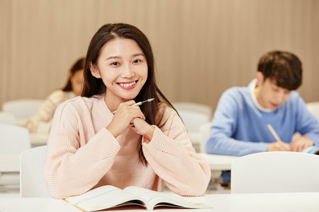 美國紐約理工大學國際博士比較好考