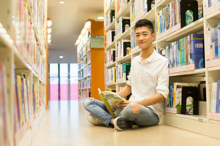 北京航空航天大學(xué)在職研究生報(bào)名及考試時(shí)間 北京航空航天大學(xué)在職研究生報(bào)名及考試時(shí)間