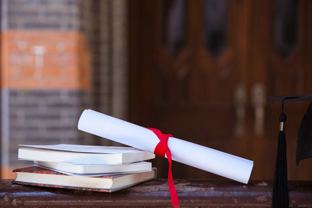 湖北中醫(yī)藥大學(xué)同等學(xué)力申碩報(bào)考條件