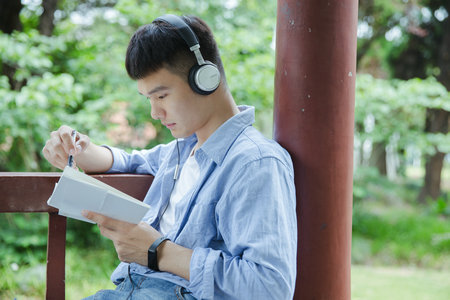 上海對外經(jīng)貿(mào)大學(xué)國際貿(mào)易學(xué)在職研究生招生人群 上海對外經(jīng)貿(mào)大學(xué)國際貿(mào)易學(xué)在職研究生招生人群