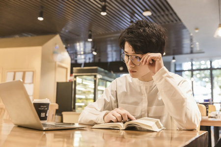 美國伊利諾伊大學招生專業